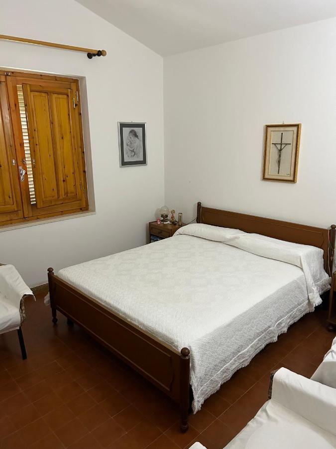 Domo Austinu - Abbasanta Vila Exterior foto